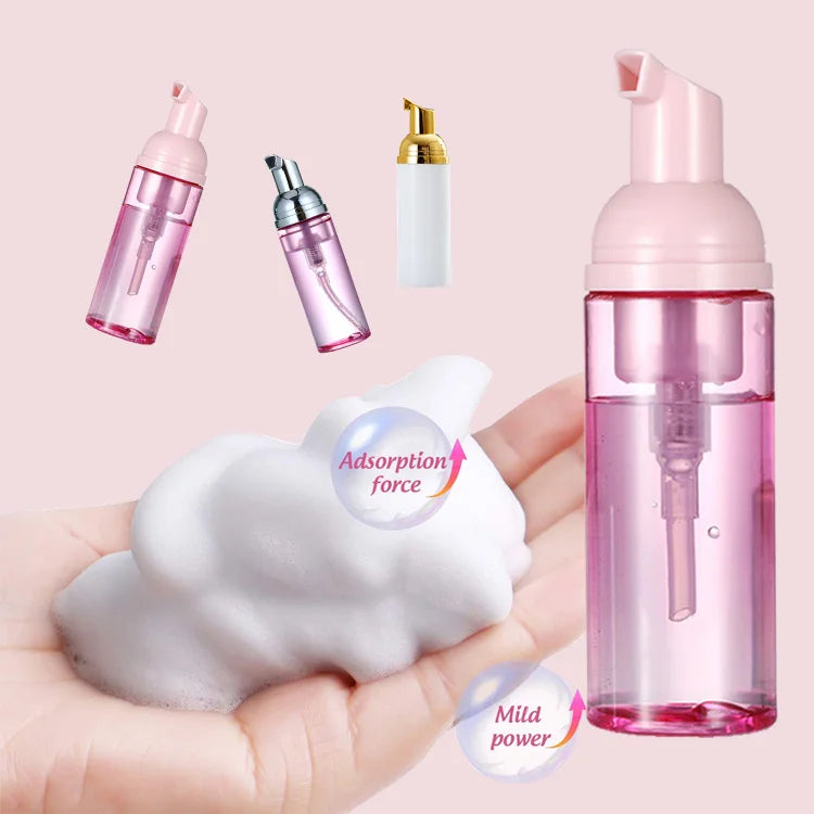 with box and brush eyelash shampoo kit