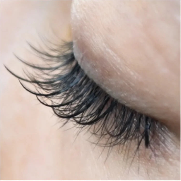 Soft Single Silk Promade Spikes Lash Extensions