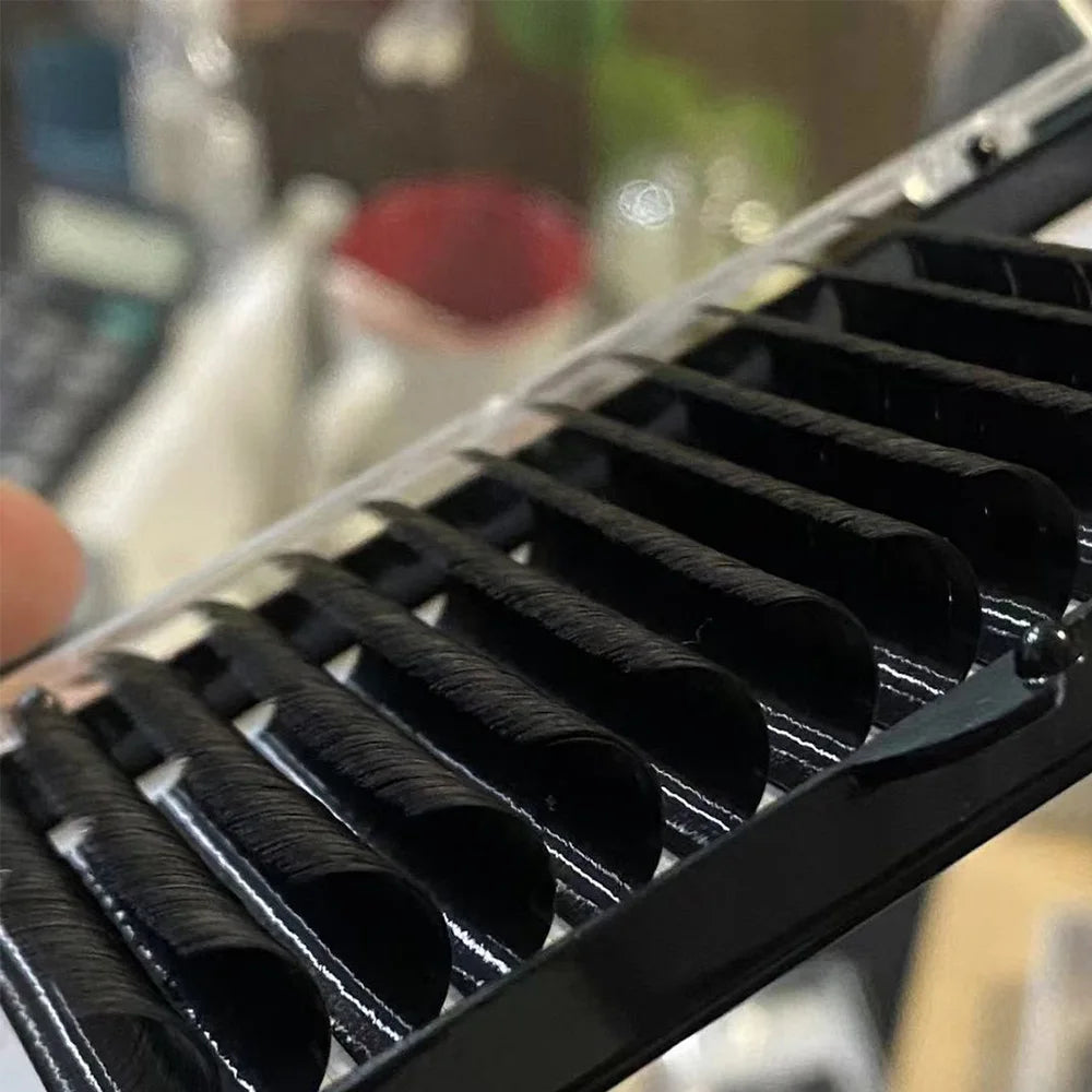Flat Classic Lashes Extensions