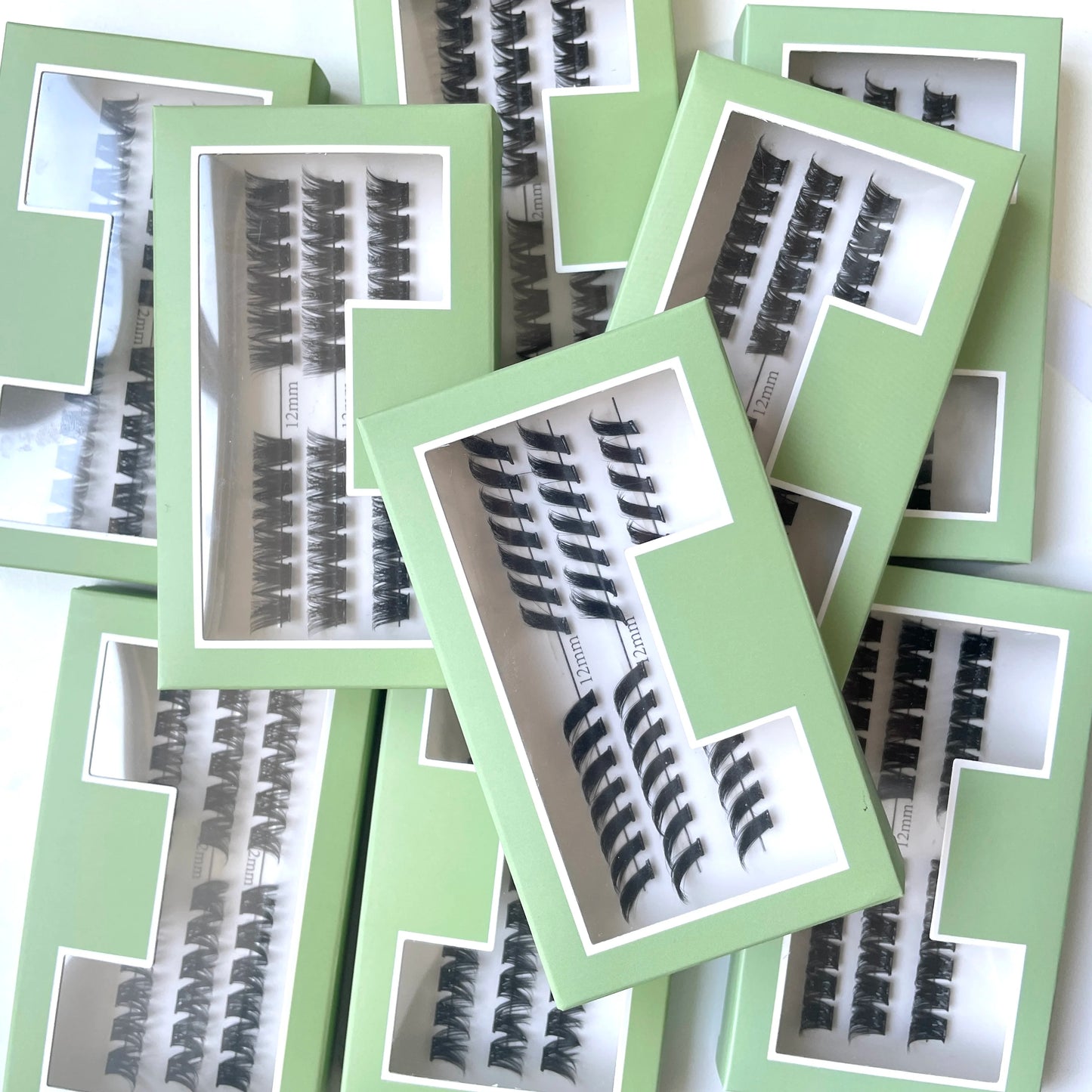 With Tweezer Reusable Pre-bond Glueless Mega Cluster Lashes Kit