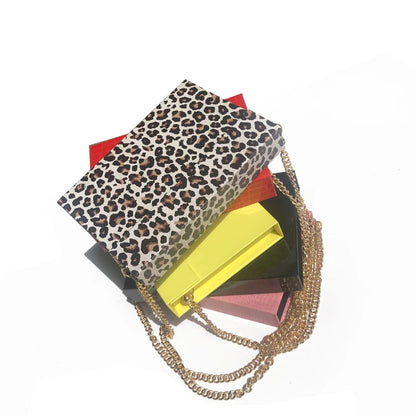 Big  False Lash Purse Bag With Chain Clamshellred