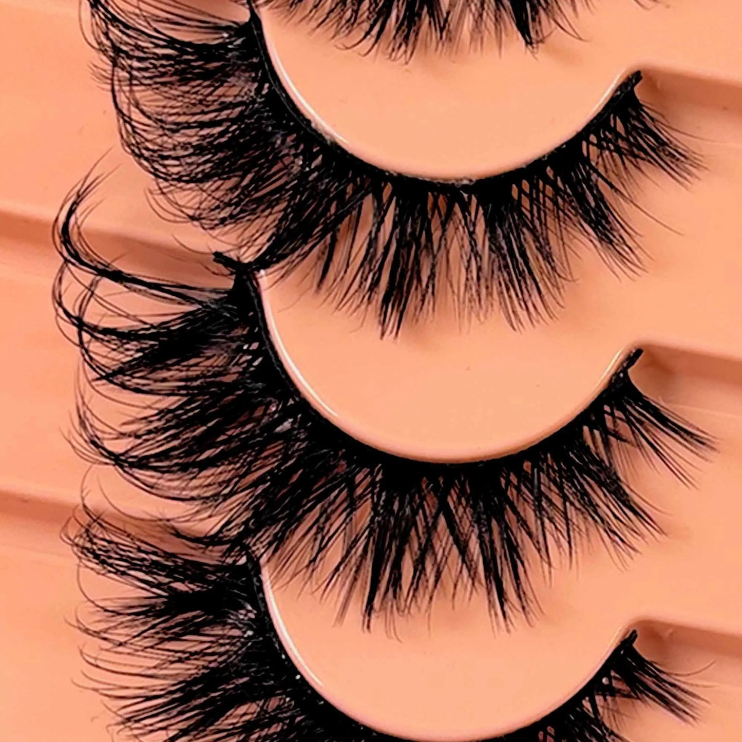 Hot Selling 7 Pairs Manga Lash Natural Fox Eyes Strip Lashes Handmade Volume Cat Eye Lashes Winged False Eyelashes Bulk
