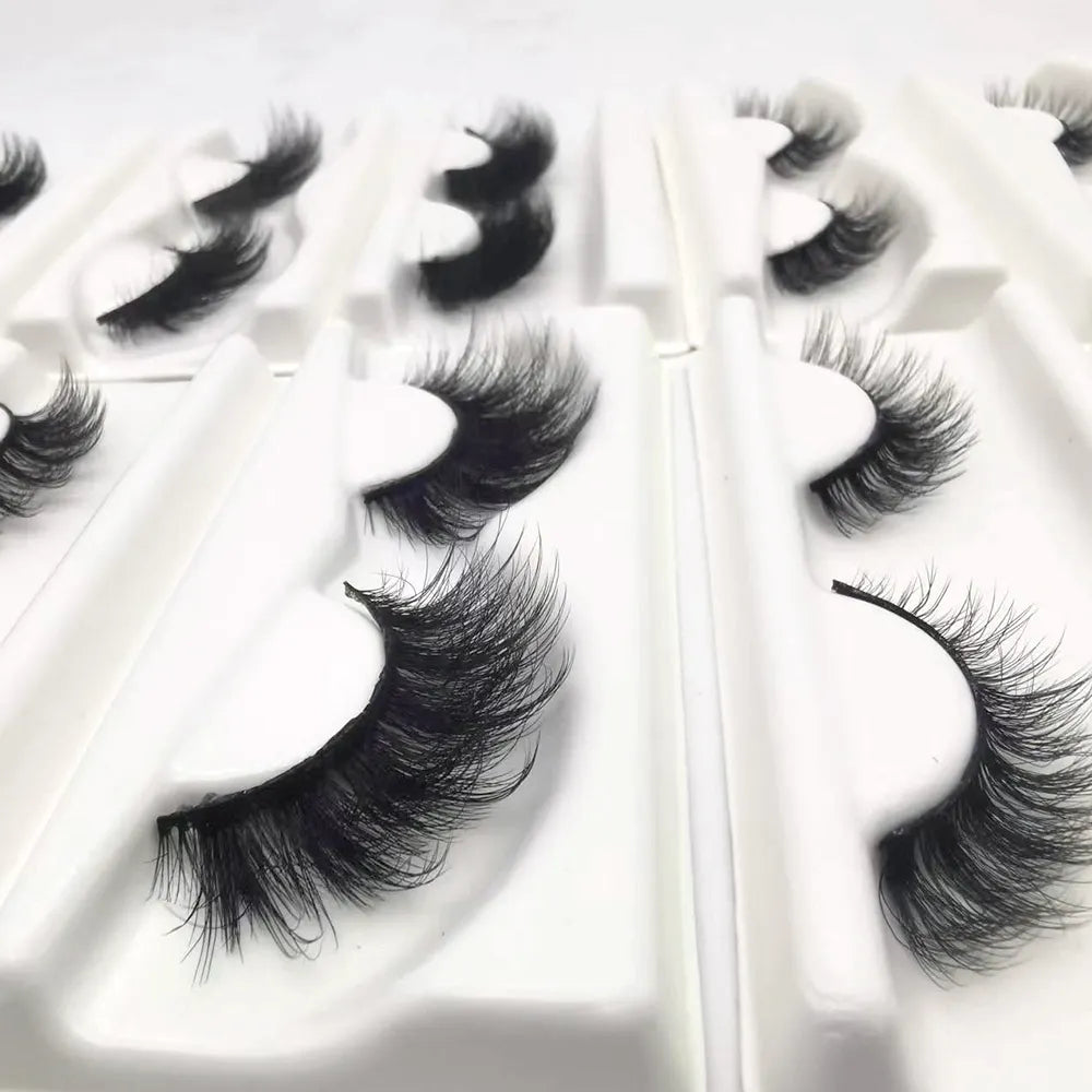 Wholesale Lightweight Biodegradable Eco-friendly Pulp Winged Eyelash Tray 2024 New Synthetic Hair Cat Eye Strip Lashes