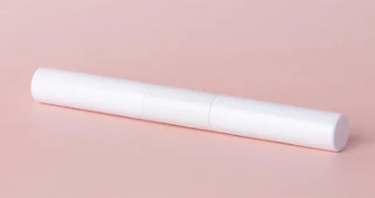 2-in-1 DIY Eyelash Extension Glue 10ml Bond and Seal Retention Coating Waterproof Irritation-Free for Natural False Eyelashes