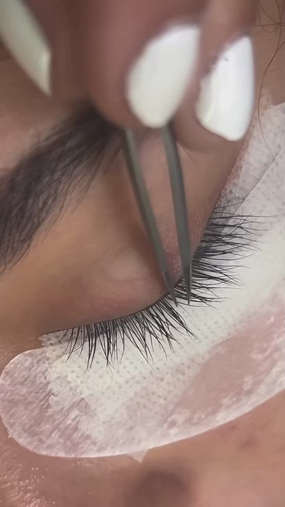 Flat Classic Lashes Extensions